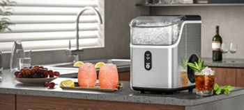 use-nugget-ice-to-create-frozen-drinks